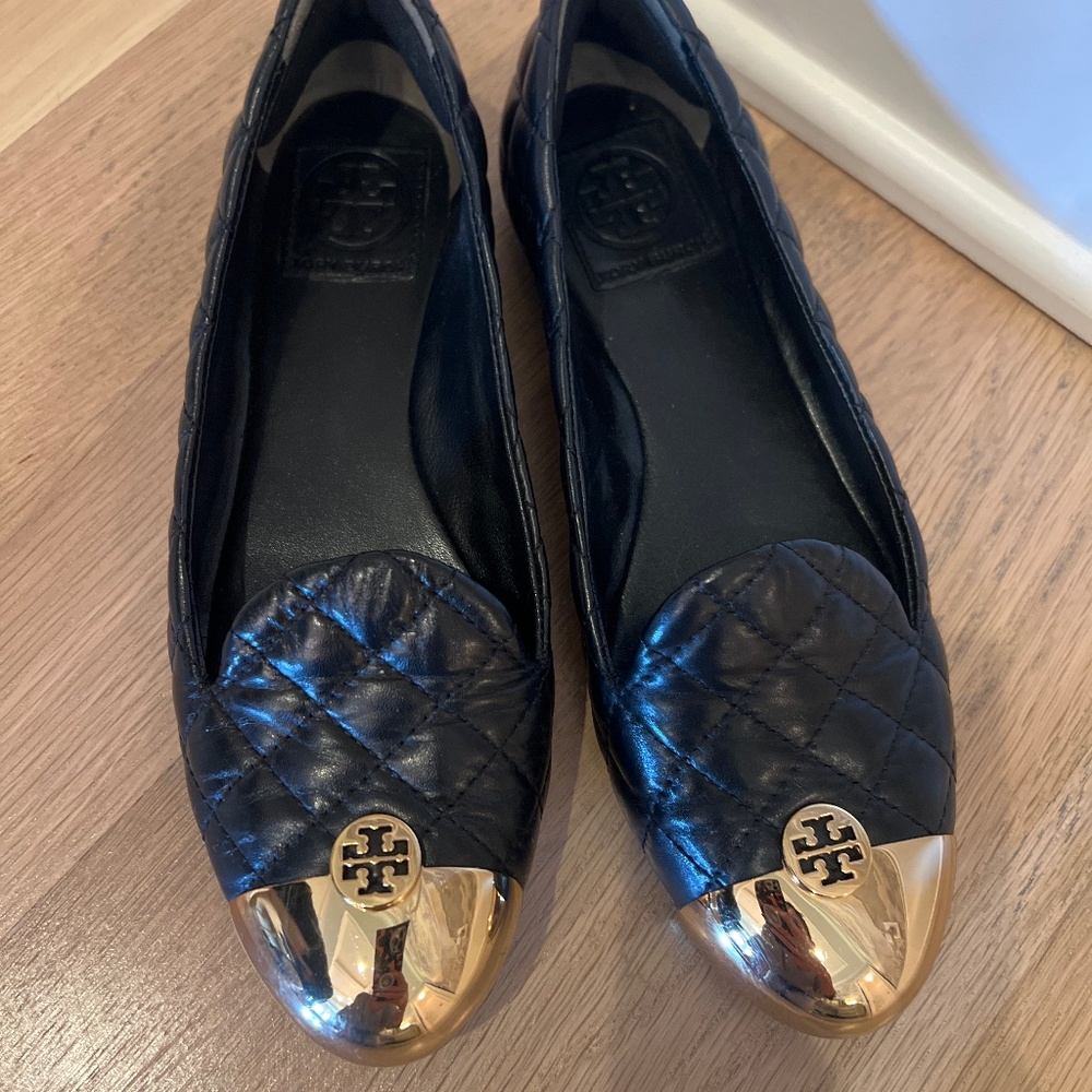 Tory Burch gold tip loafers